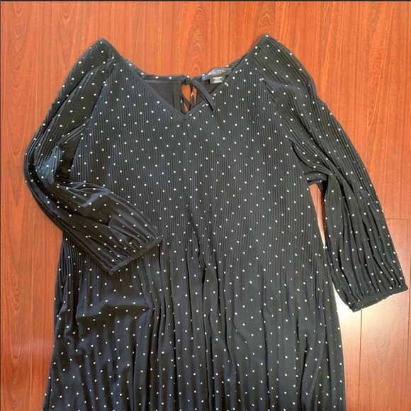 Michel Studio Pleated Polka Dot Dress - Picture 3 of 7